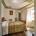 Bed and Breakfast Sotto Il Castello Trebiano