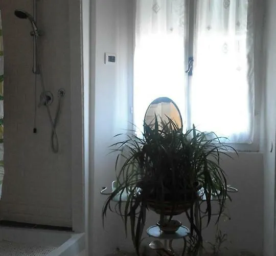 Sotto Il Castello Bed and Breakfast Trebiano